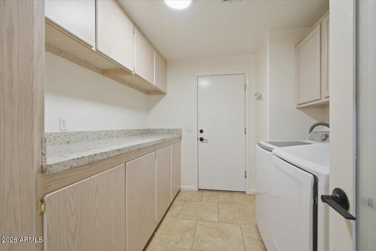 3136 E BROOKWOOD Court, Phoenix, AZ 85048 — photo 38 of 60