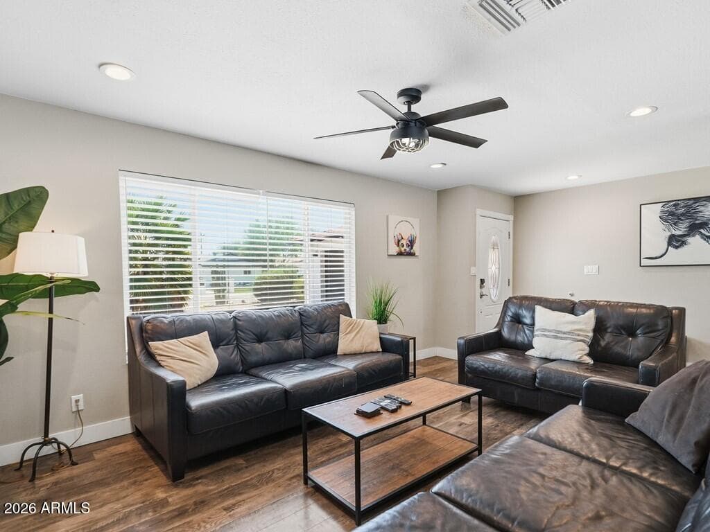8526 E VISTA Drive, Scottsdale, AZ 85250 — photo 13 of 51