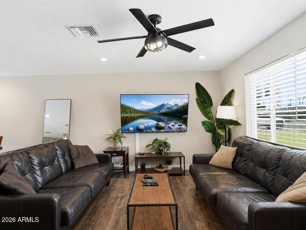 8526 E VISTA Drive, Scottsdale, AZ 85250 — photo 15 of 51