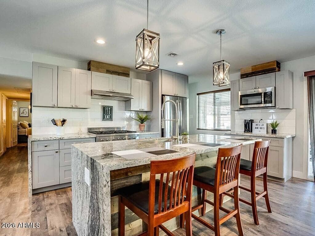 8526 E VISTA Drive, Scottsdale, AZ 85250 — photo 16 of 51