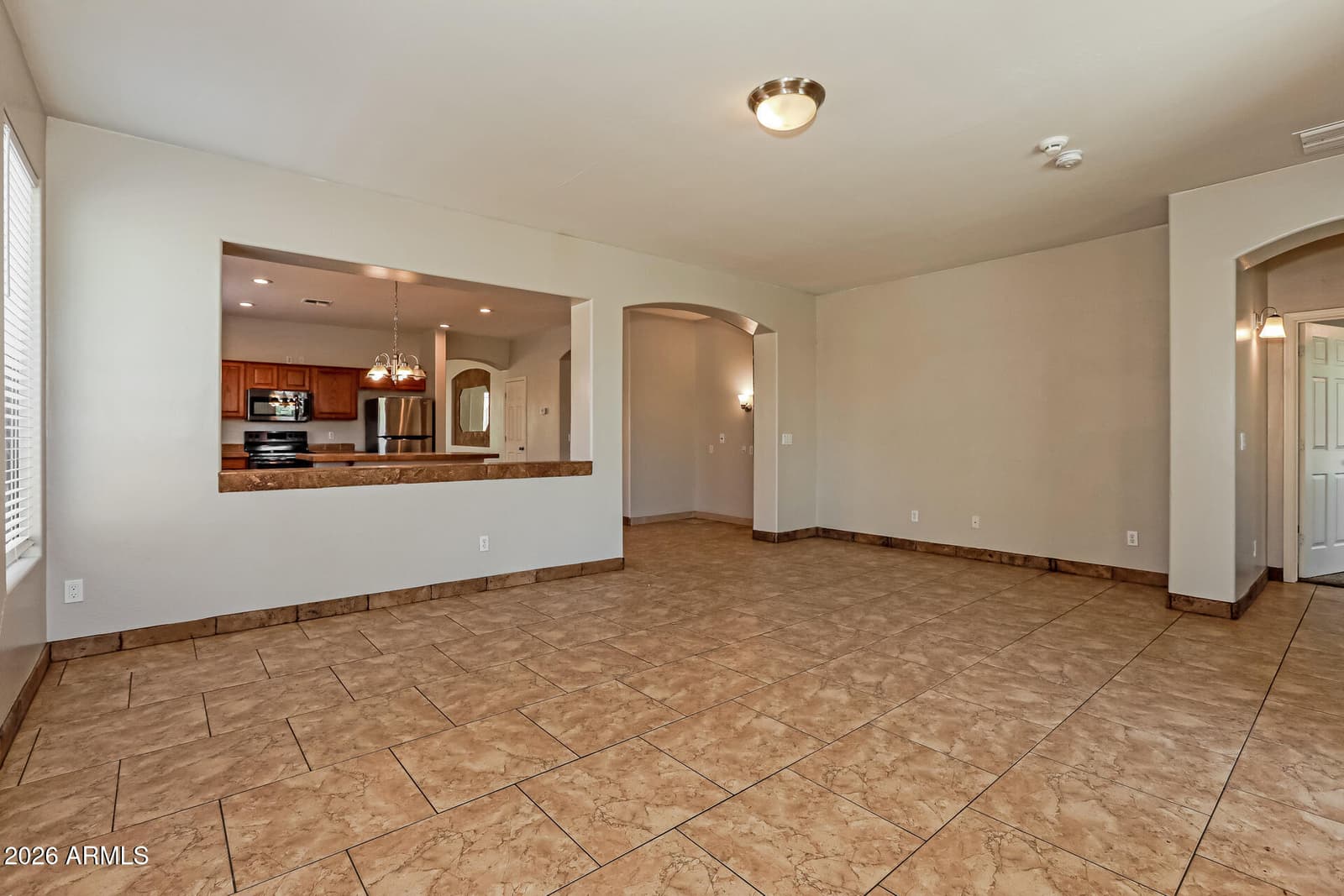 49 E MILL REEF Drive, San Tan Valley, AZ 85143 — photo 3 of 21