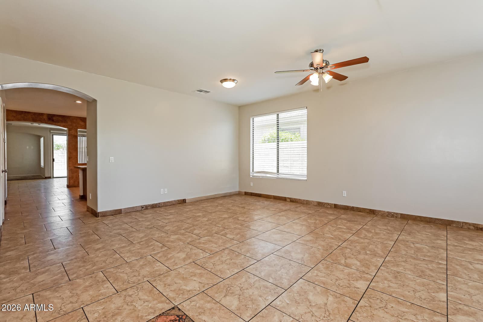 49 E MILL REEF Drive, San Tan Valley, AZ 85143 — photo 4 of 21