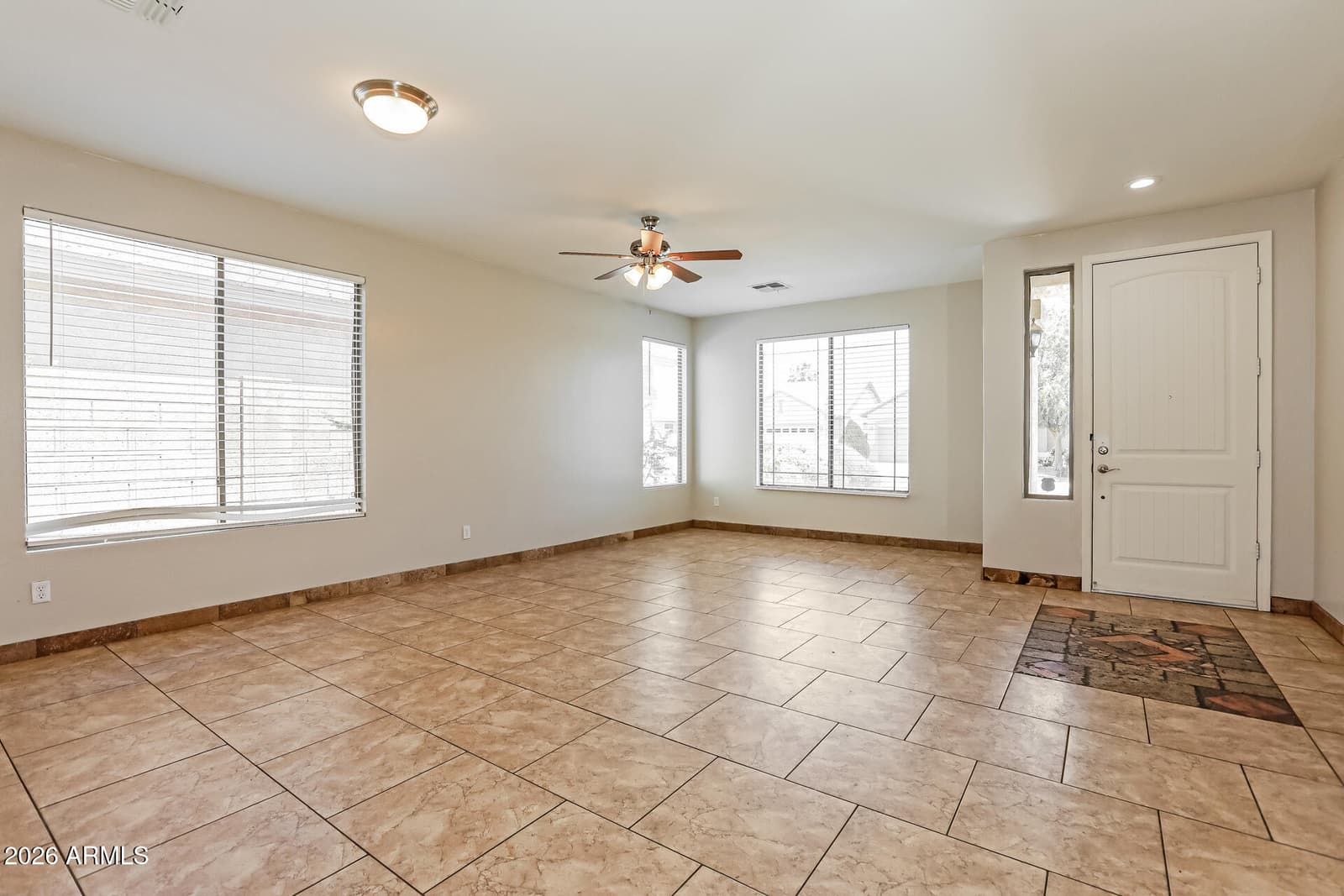 49 E MILL REEF Drive, San Tan Valley, AZ 85143 — photo 5 of 21
