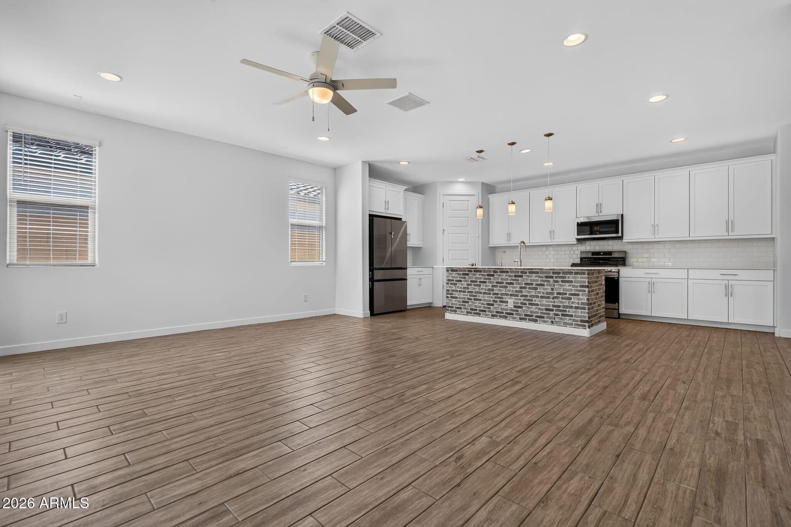 1651 W ESTES Way, Phoenix, AZ 85041 — photo 11 of 36