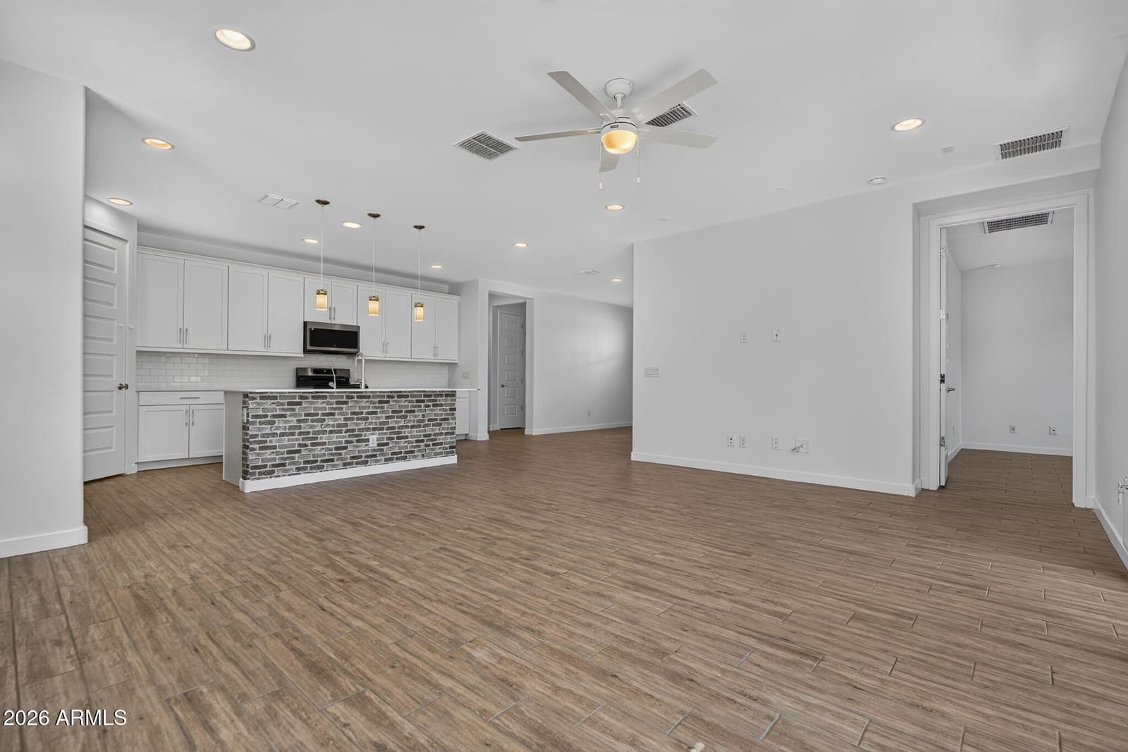 1651 W ESTES Way, Phoenix, AZ 85041 — photo 4 of 36