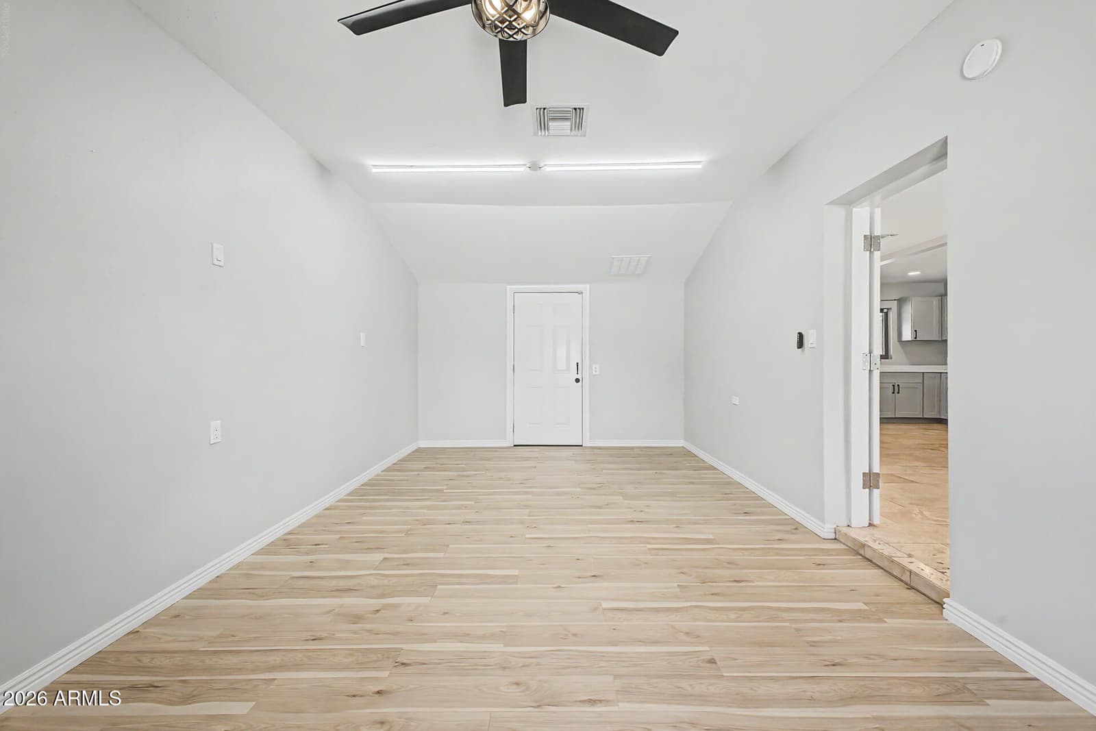 2214 E MONTEREY Way, Phoenix, AZ 85016 — photo 7 of 24