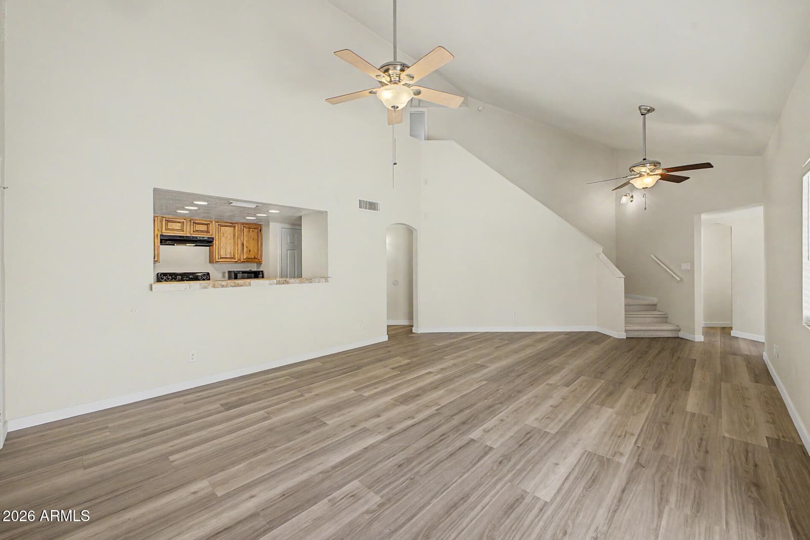 4213 W CALAVAR Road, Phoenix, AZ 85053 — photo 6 of 31