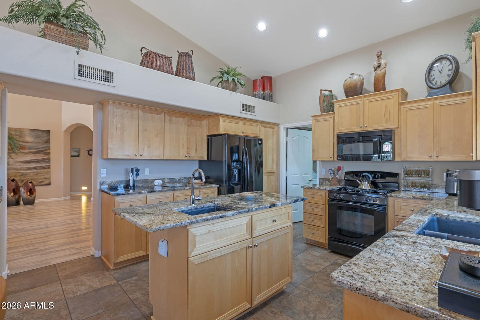 3768 N 155TH Lane, Goodyear, AZ 85395 — photo 10 of 32