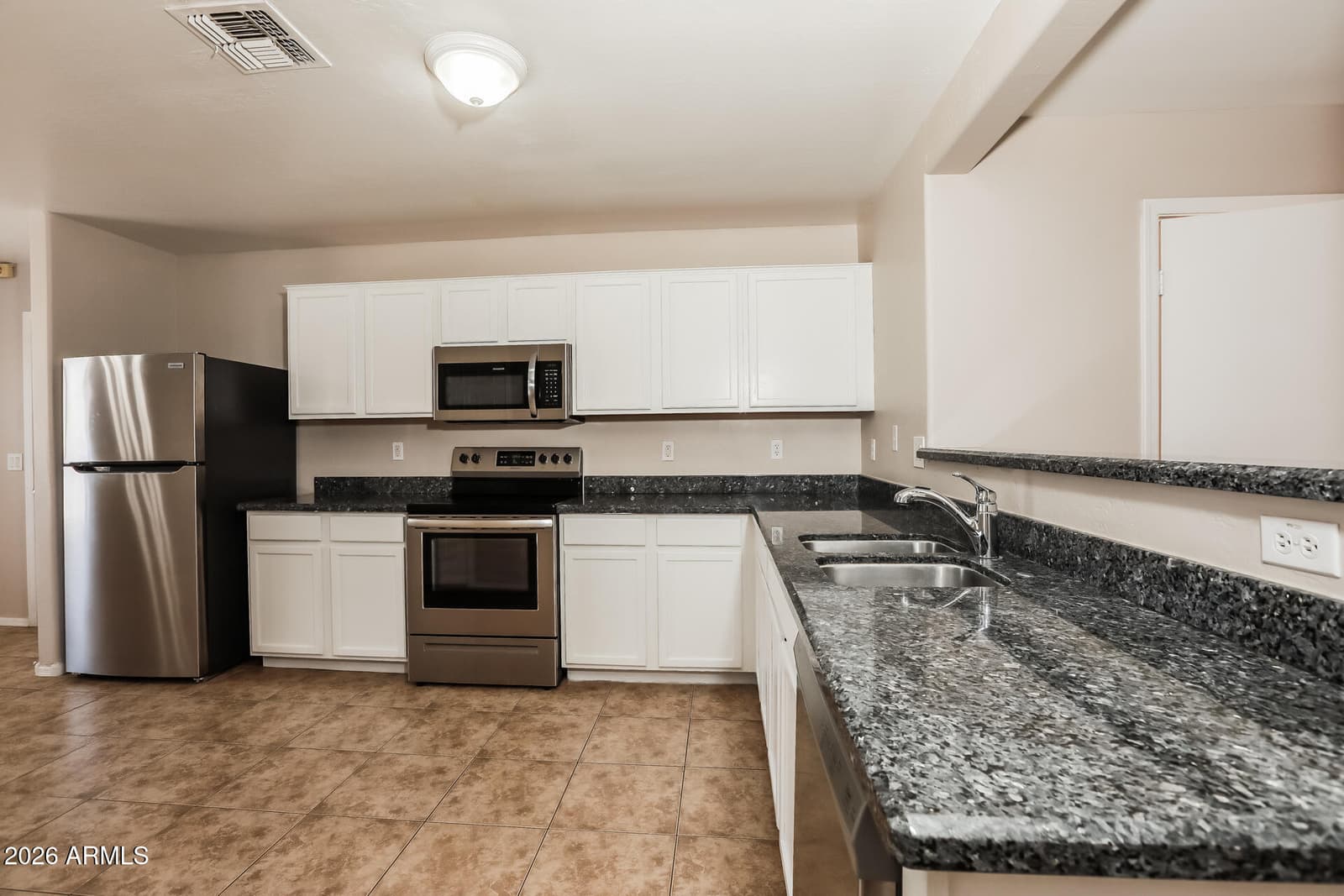 2281 E MEADOW CHASE Drive, San Tan Valley, AZ 85140 — photo 7 of 22