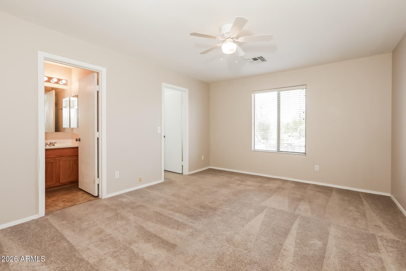 2281 E MEADOW CHASE Drive, San Tan Valley, AZ 85140 — photo 10 of 22