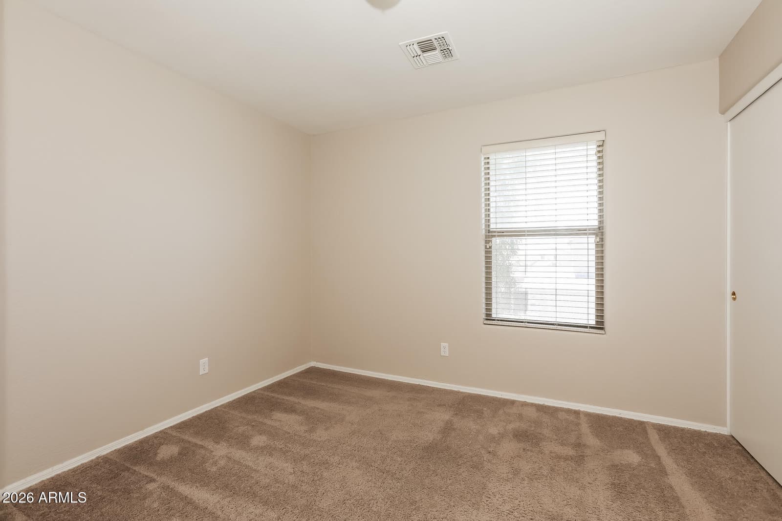2281 E MEADOW CHASE Drive, San Tan Valley, AZ 85140 — photo 16 of 22