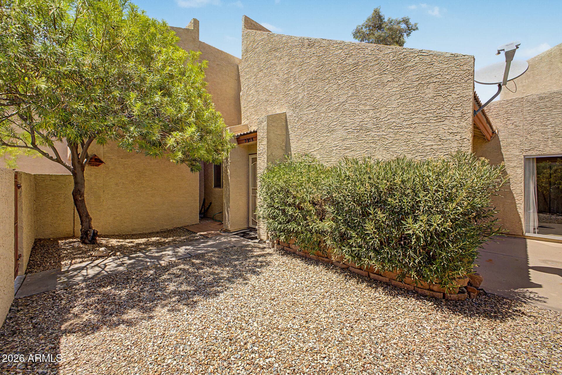 4213 W CALAVAR Road, Phoenix, AZ 85053 — photo 25 of 31
