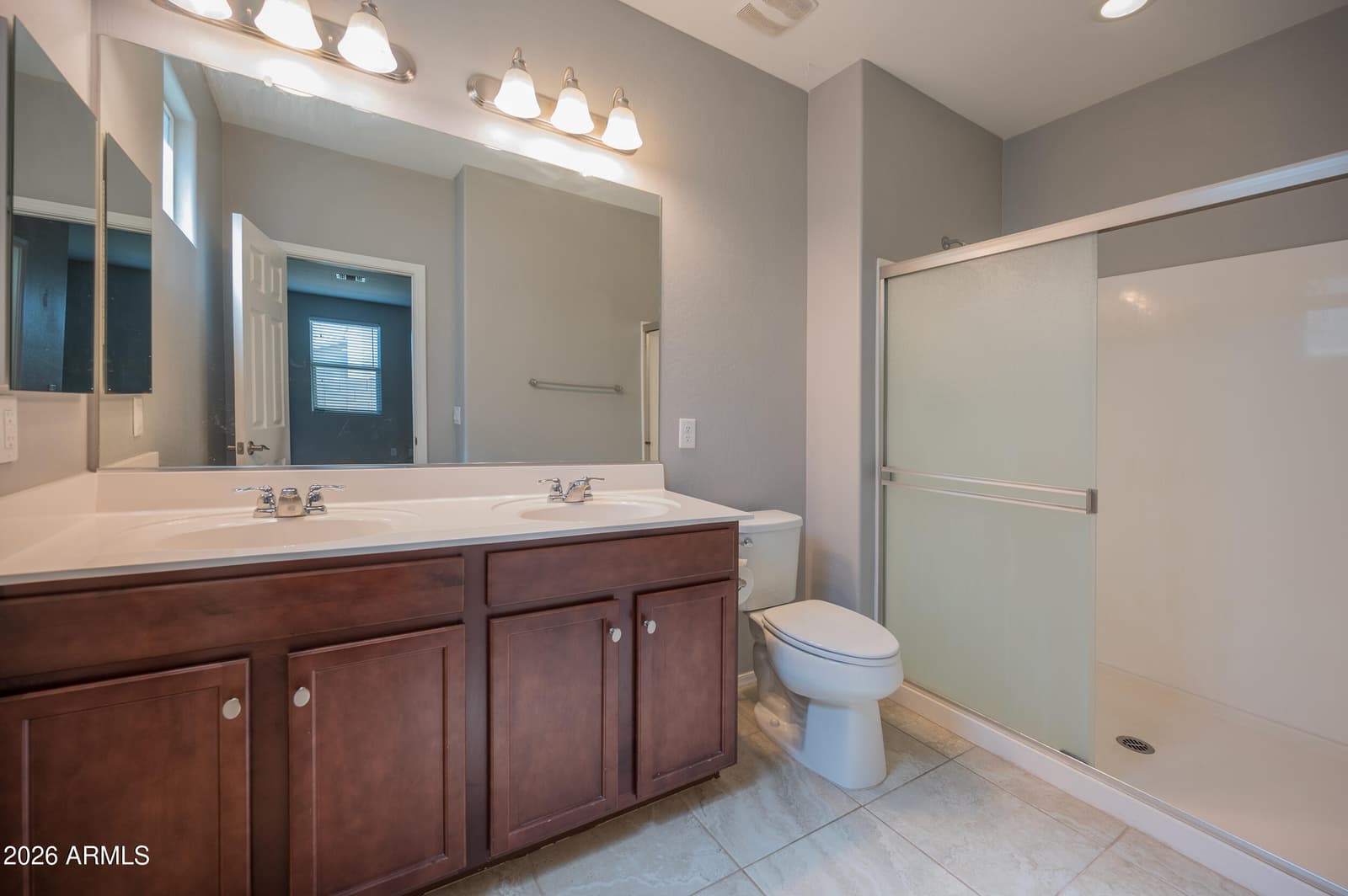 952 S OLYMPIC Drive, Gilbert, AZ 85296 — photo 18 of 24