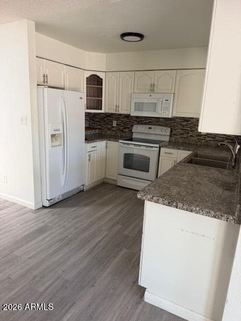 3033 S LONGMORE, Mesa, AZ 85202 — photo 7 of 20