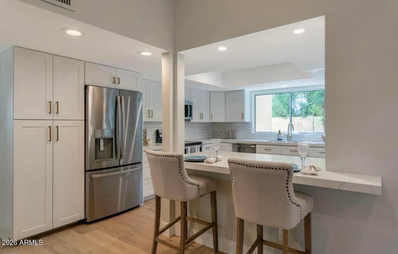 8330 E SAN BENITO Drive, Scottsdale, AZ 85258 — photo 12 of 33