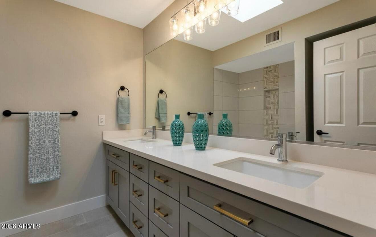 8330 E SAN BENITO Drive, Scottsdale, AZ 85258 — photo 24 of 33