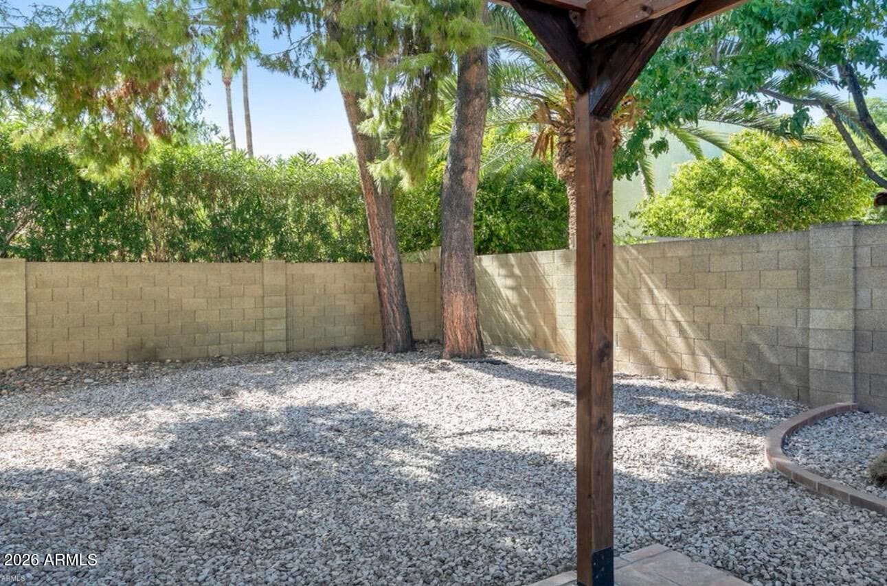 8330 E SAN BENITO Drive, Scottsdale, AZ 85258 — photo 30 of 33