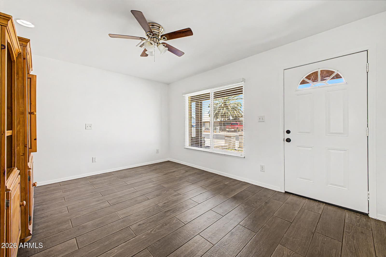 4123 W Holly Street, Phoenix, AZ 85009 — photo 5 of 36