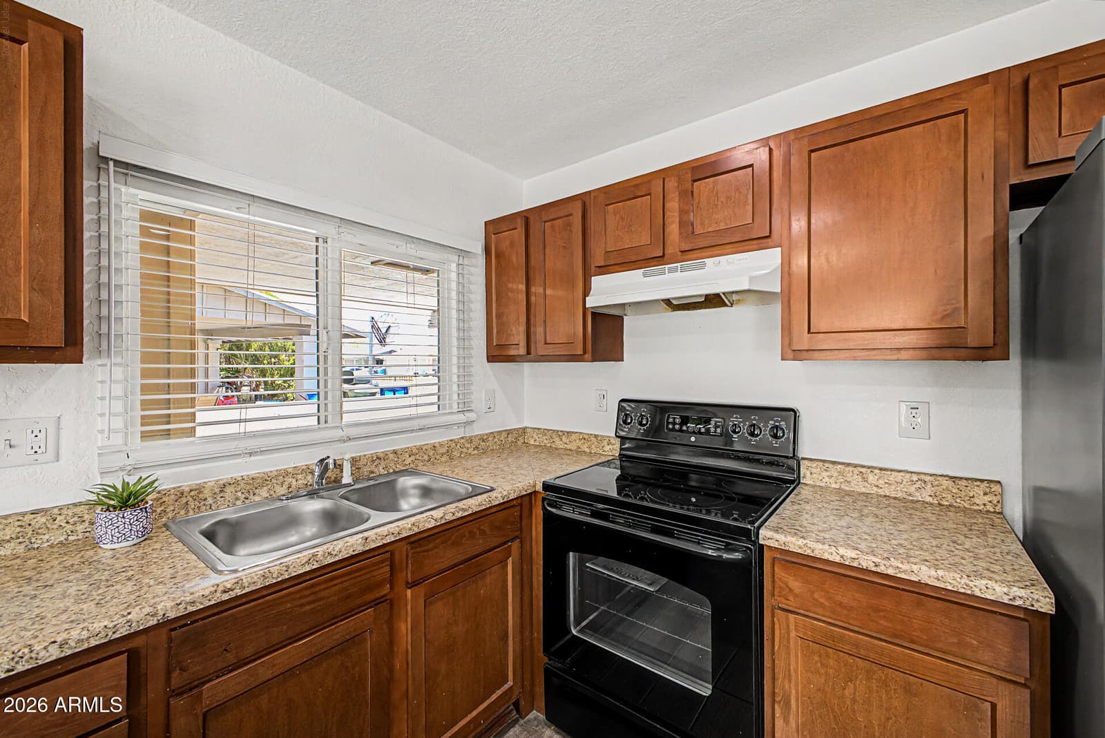 4123 W Holly Street, Phoenix, AZ 85009 — photo 12 of 36