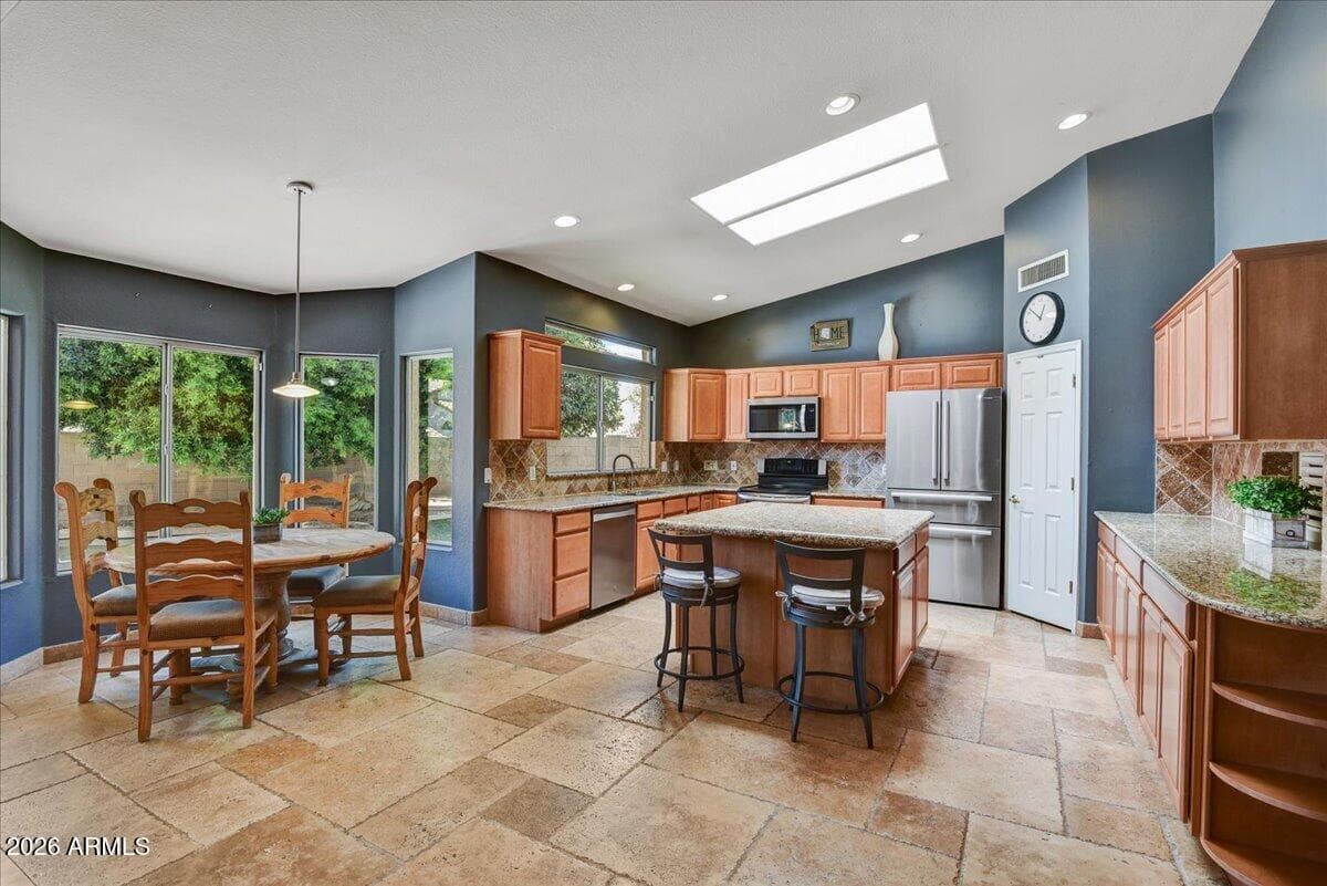 5639 E Kings Avenue, Scottsdale, AZ 85254 — photo 2 of 29