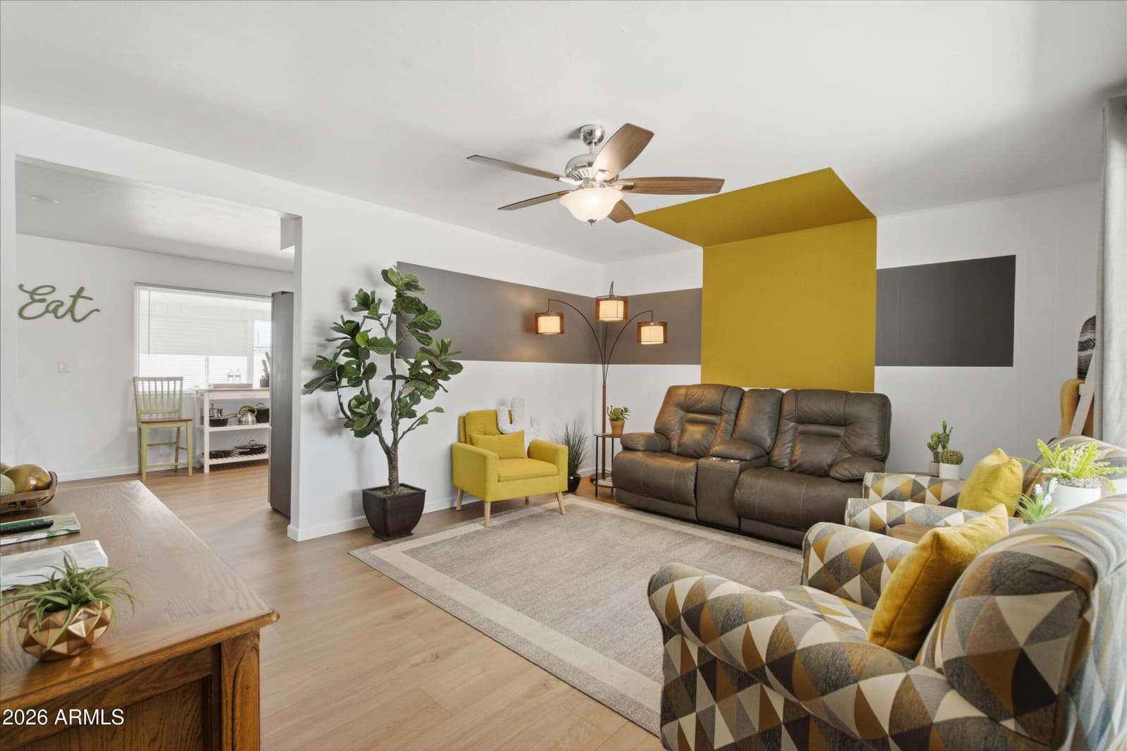 5620 N 20TH Drive, Phoenix, AZ 85015 — photo 4 of 35