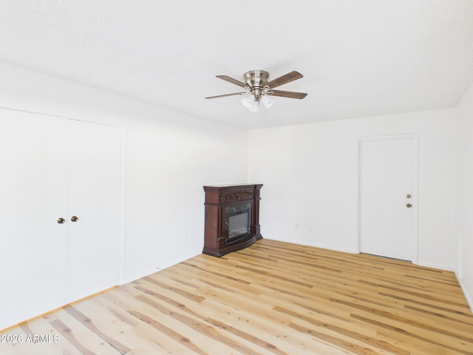 4033 W GRISWOLD Road, Phoenix, AZ 85051 — photo 10 of 45