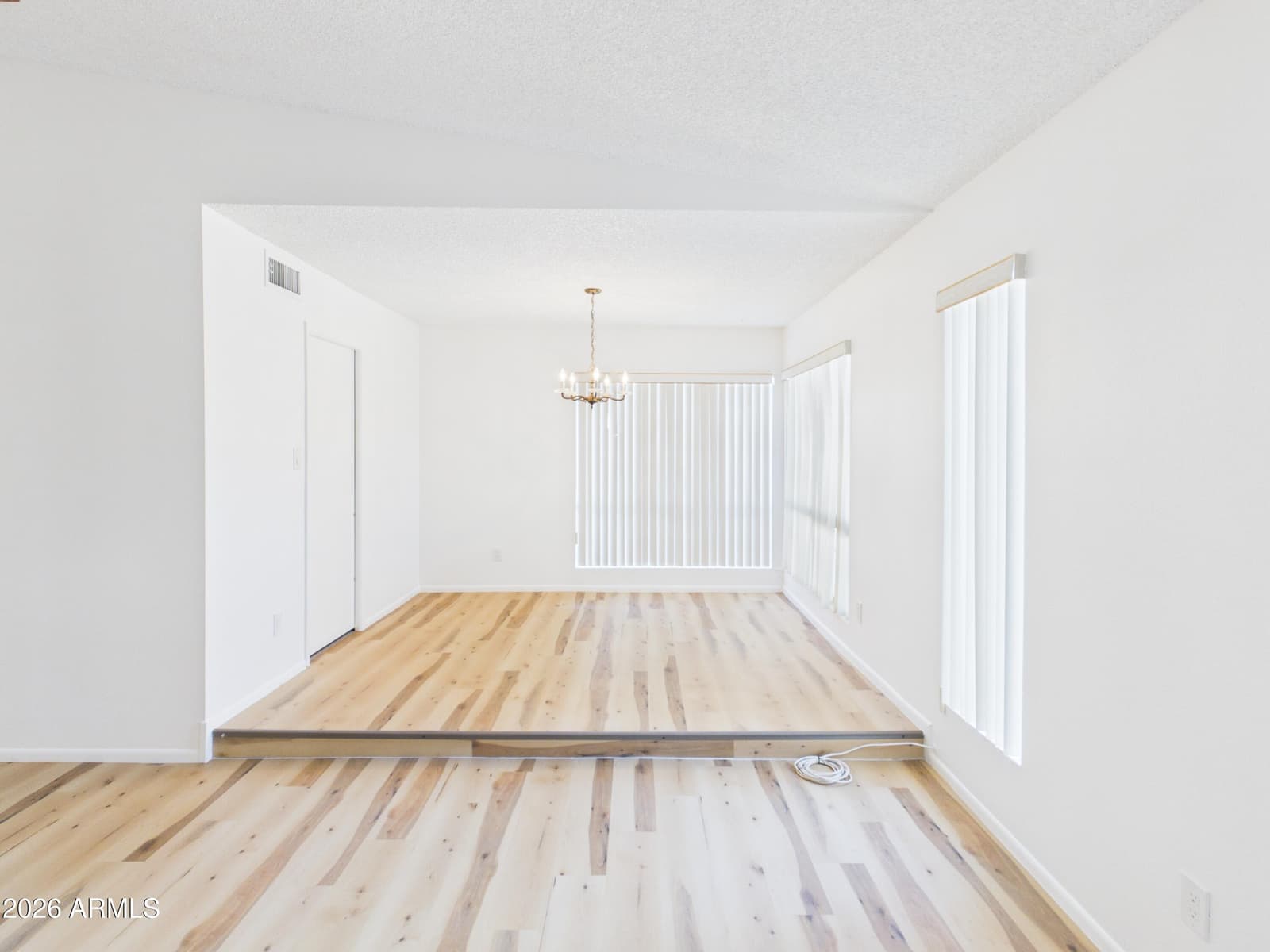 4033 W GRISWOLD Road, Phoenix, AZ 85051 — photo 14 of 45