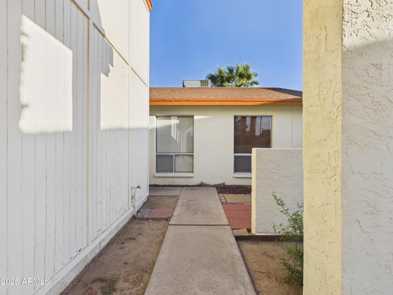 4033 W GRISWOLD Road, Phoenix, AZ 85051 — photo 7 of 45