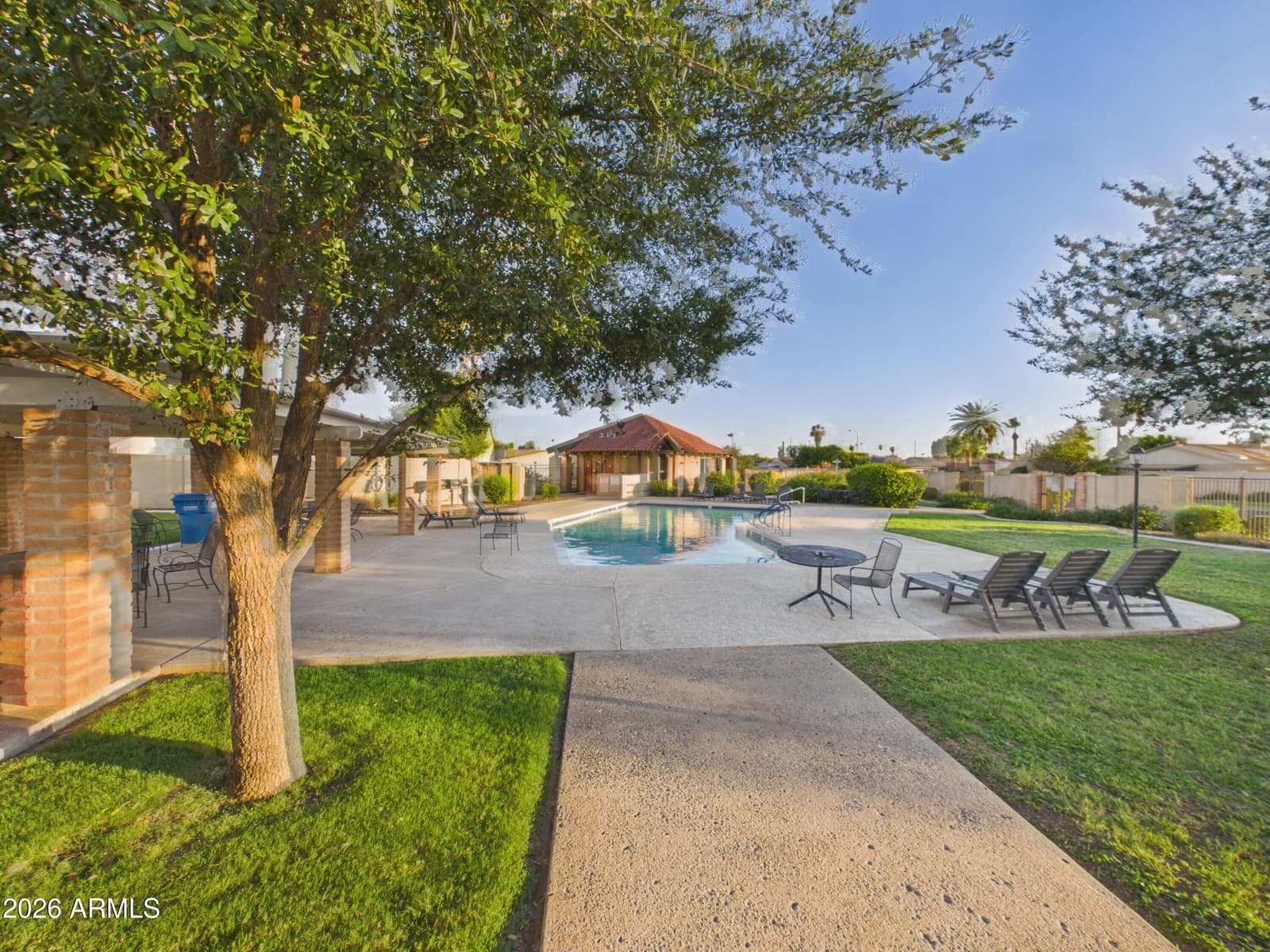 4033 W GRISWOLD Road, Phoenix, AZ 85051 — photo 41 of 45