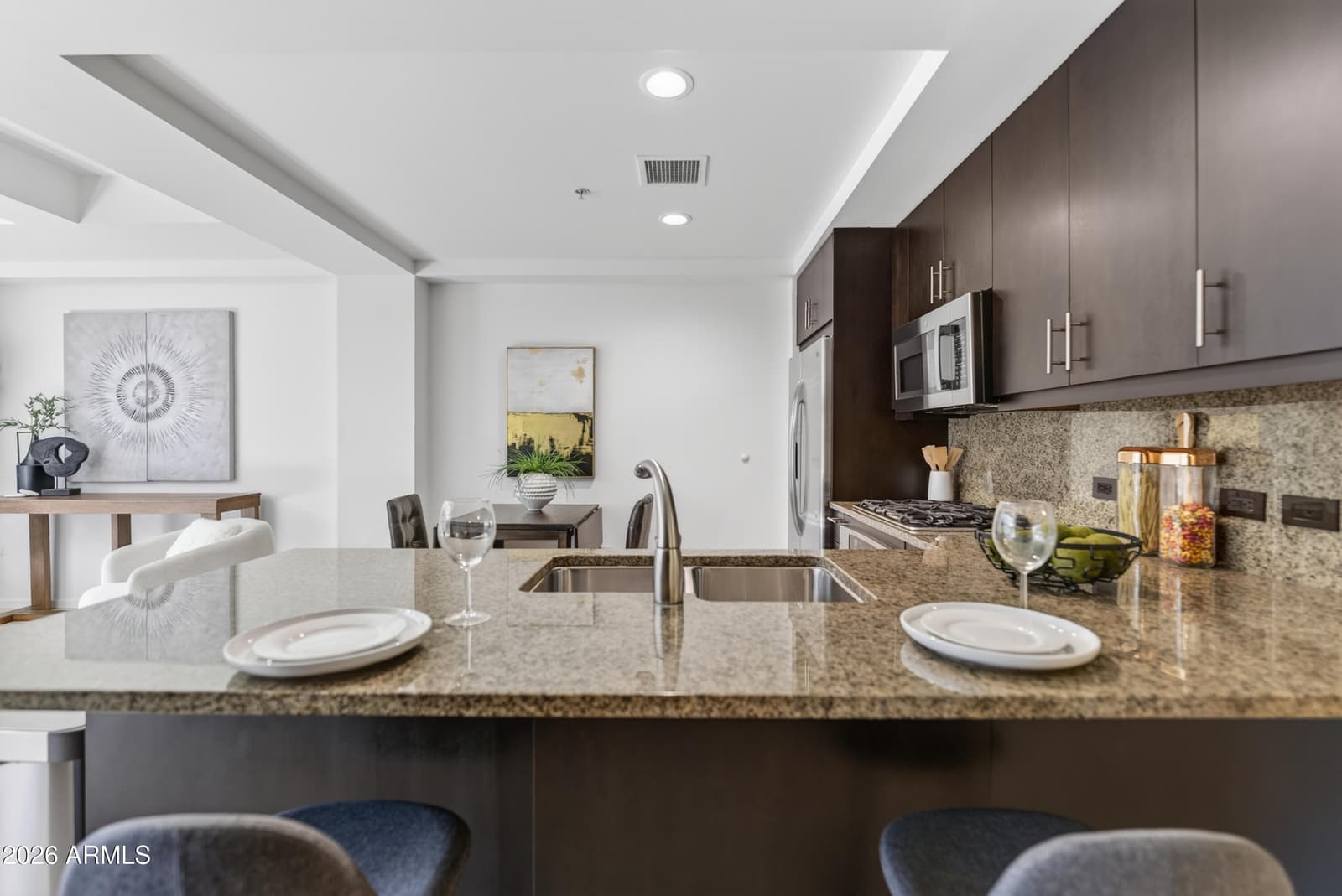 7117 E RANCHO VISTA Drive 5008, Scottsdale, AZ 85251 — photo 2 of 23