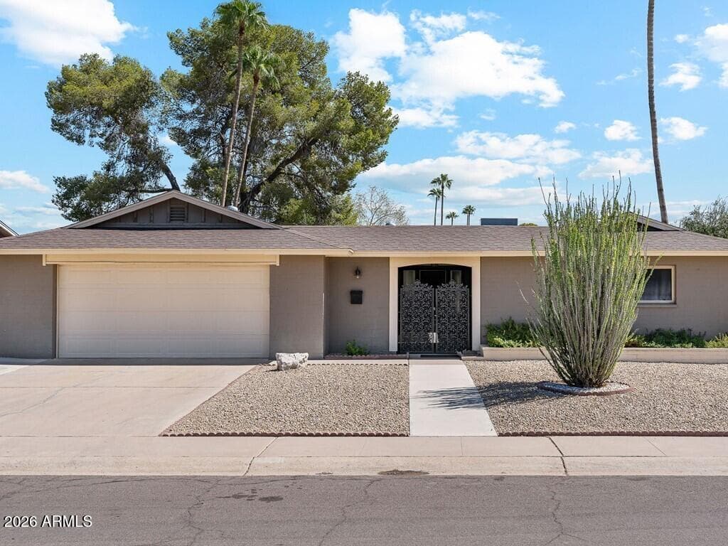 6319 N 82ND Way, Scottsdale, AZ 85250 — photo 1 of 40
