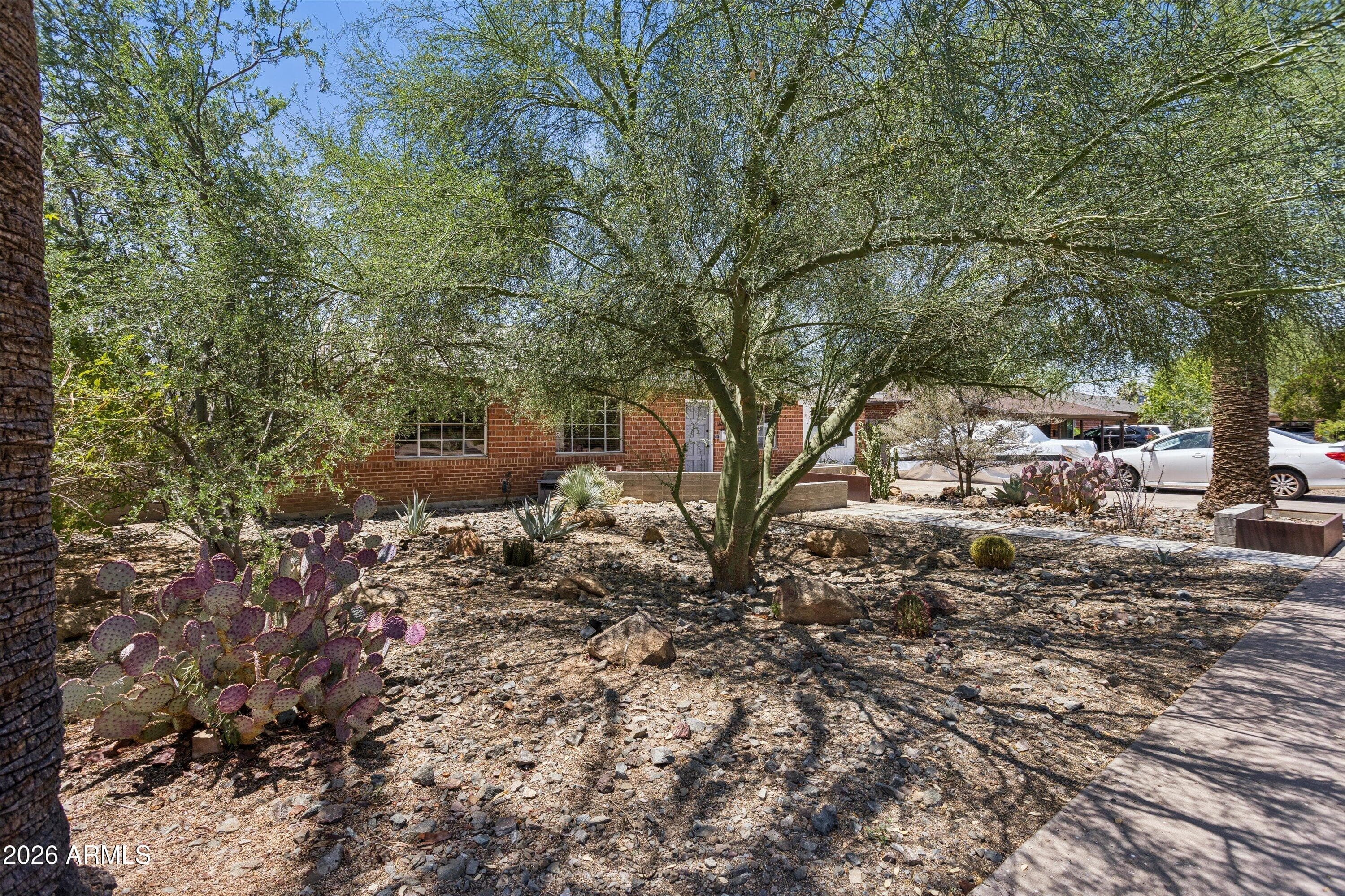 1309 W MARSHALL Avenue, Phoenix, AZ 85013 — photo 3 of 35