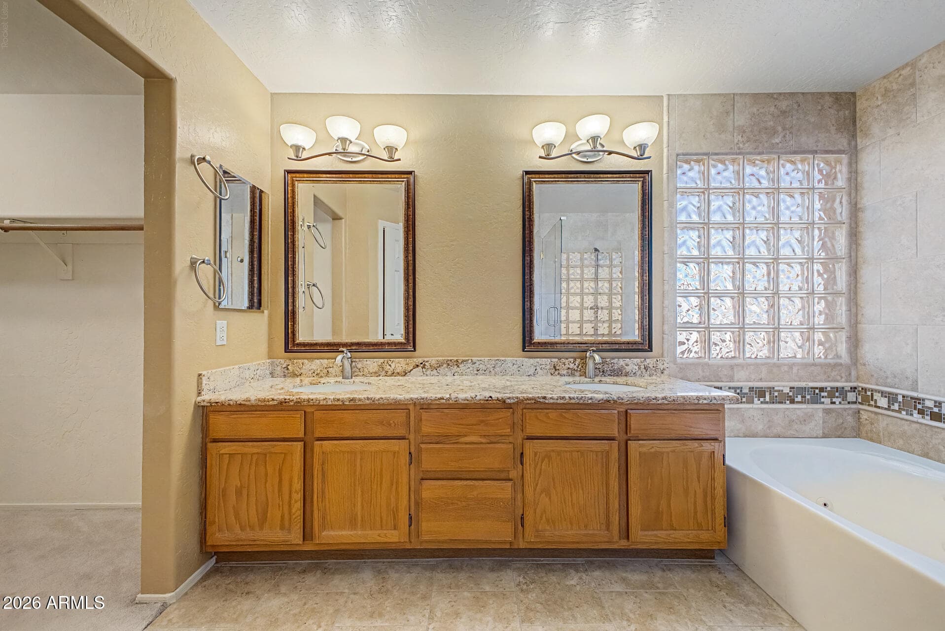 8839 E FLORIADE Drive, Scottsdale, AZ 85260 — photo 17 of 29