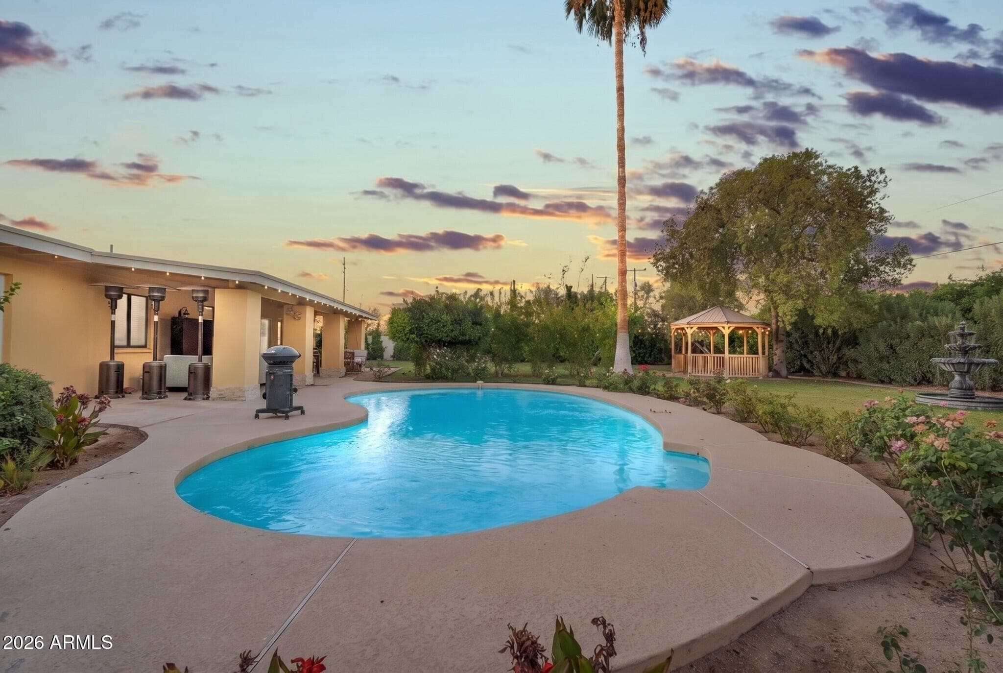 10439 N 64th Street, Paradise Valley, AZ 85253 — photo 7 of 51