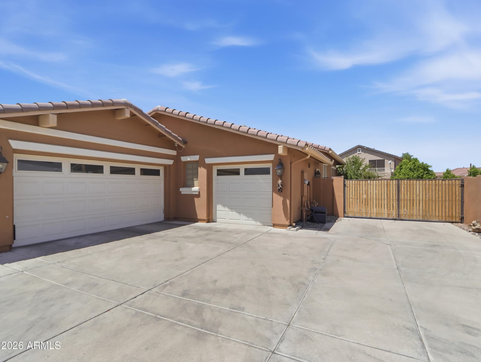 9908 S 43rd Avenue, Laveen, AZ 85339 — photo 5 of 40