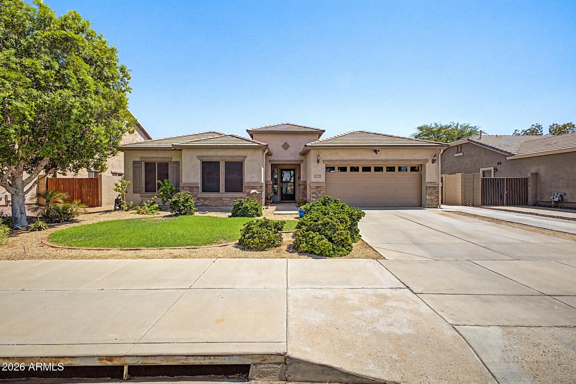 16825 W MOHAVE Street, Goodyear, AZ 85338 — photo 10 of 33