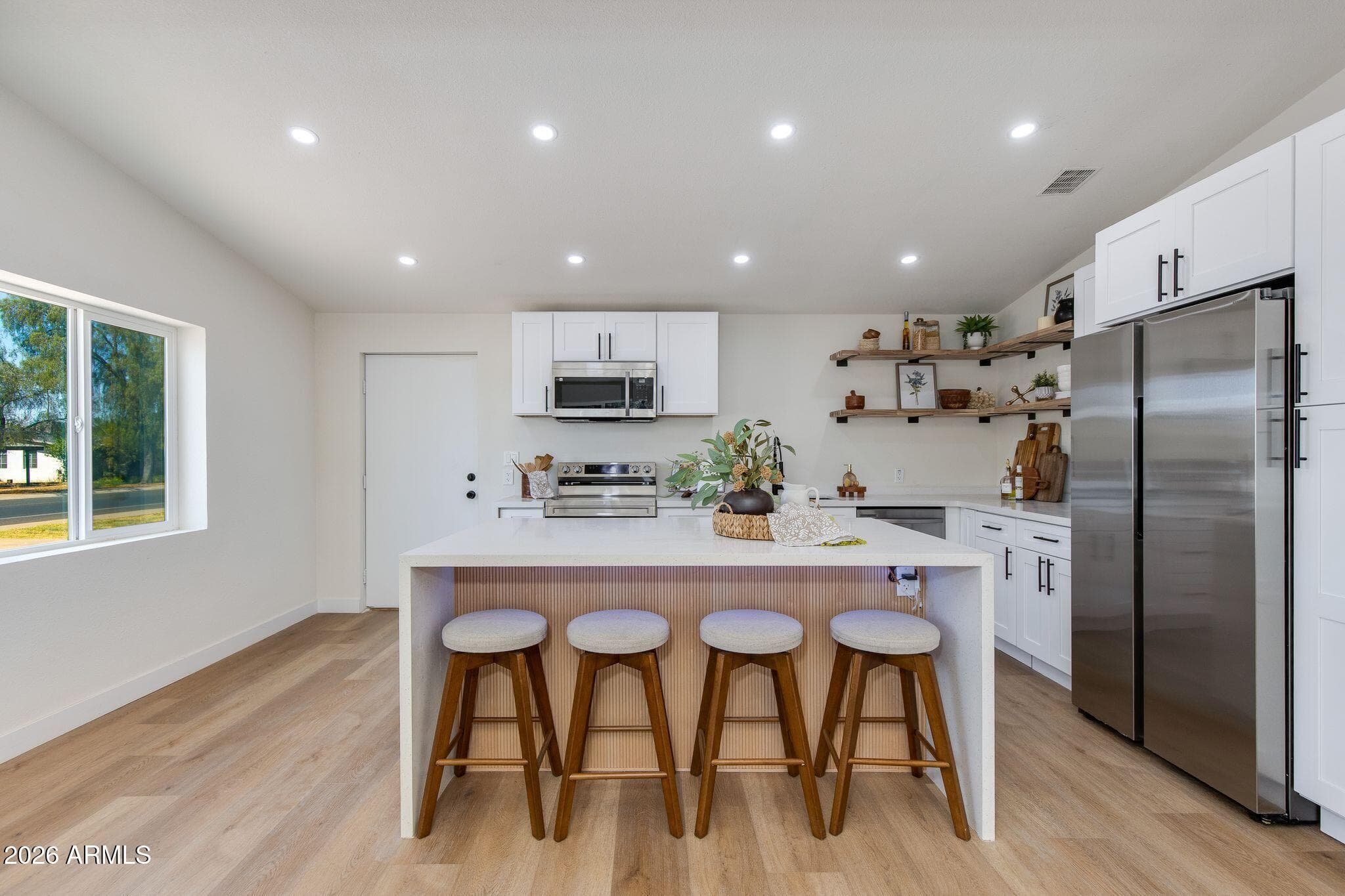 4502 N 17 Th Drive, Phoenix, AZ 85015 — photo 1 of 14