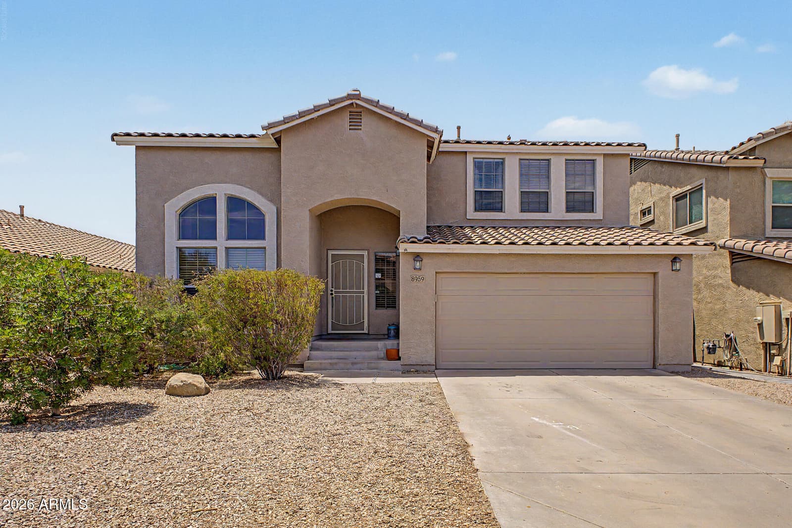 8959 E HILLVIEW Street, Mesa, AZ 85207 — photo 1 of 17