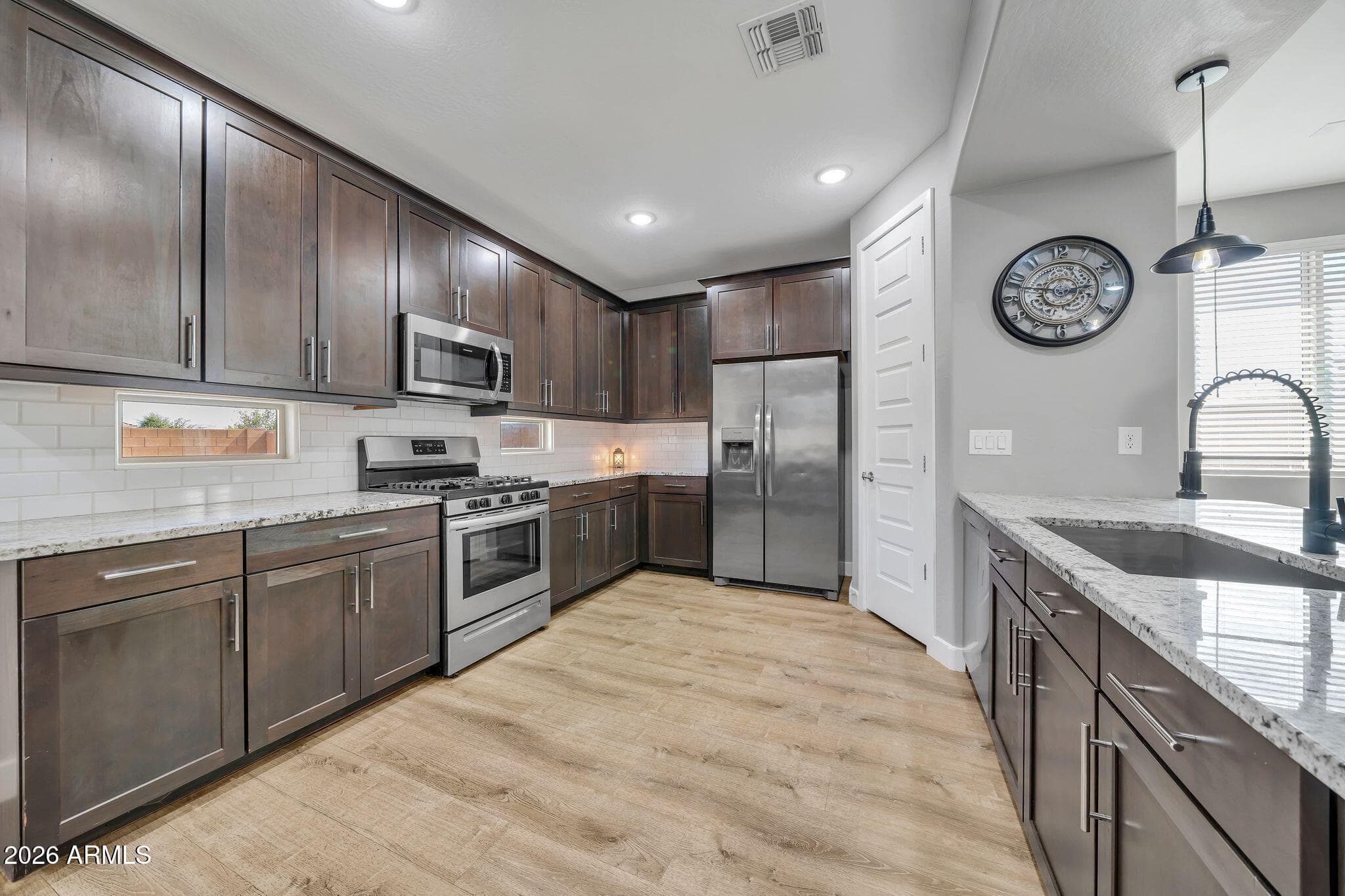 16516 W ALAMEDA Road, Surprise, AZ 85387 — photo 9 of 38