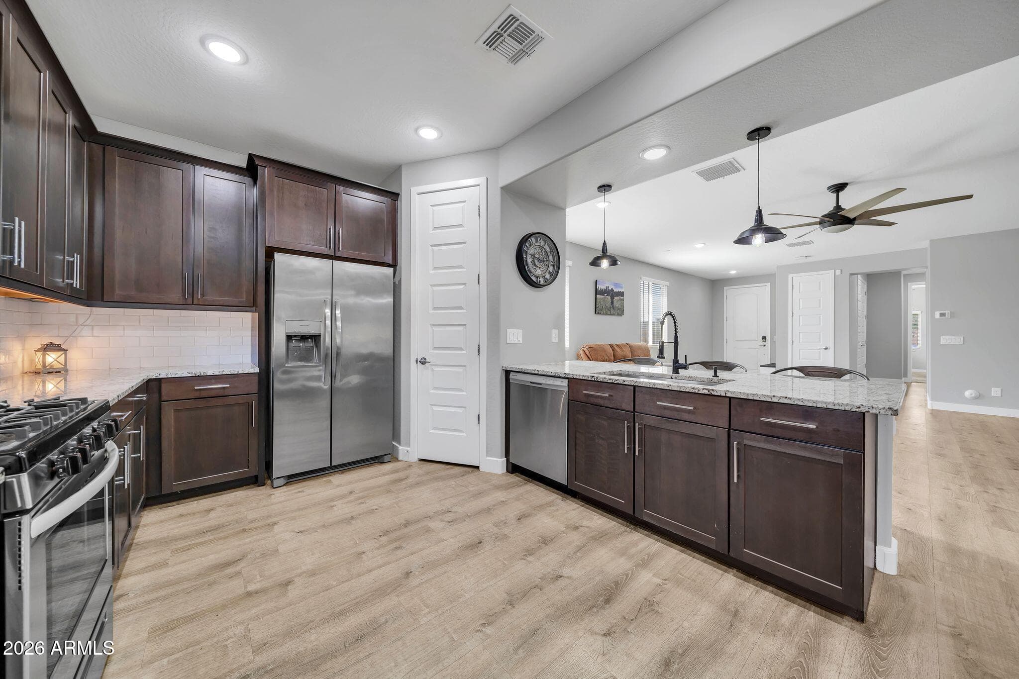 16516 W ALAMEDA Road, Surprise, AZ 85387 — photo 8 of 38