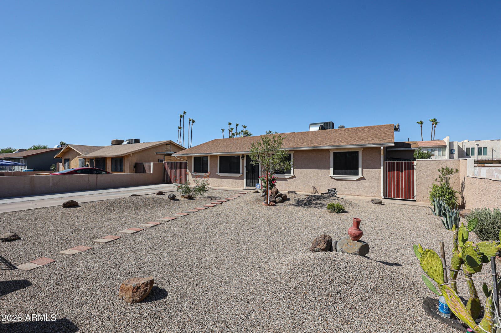 4332 W CLARENDON Avenue, Phoenix, AZ 85031 — photo 3 of 46