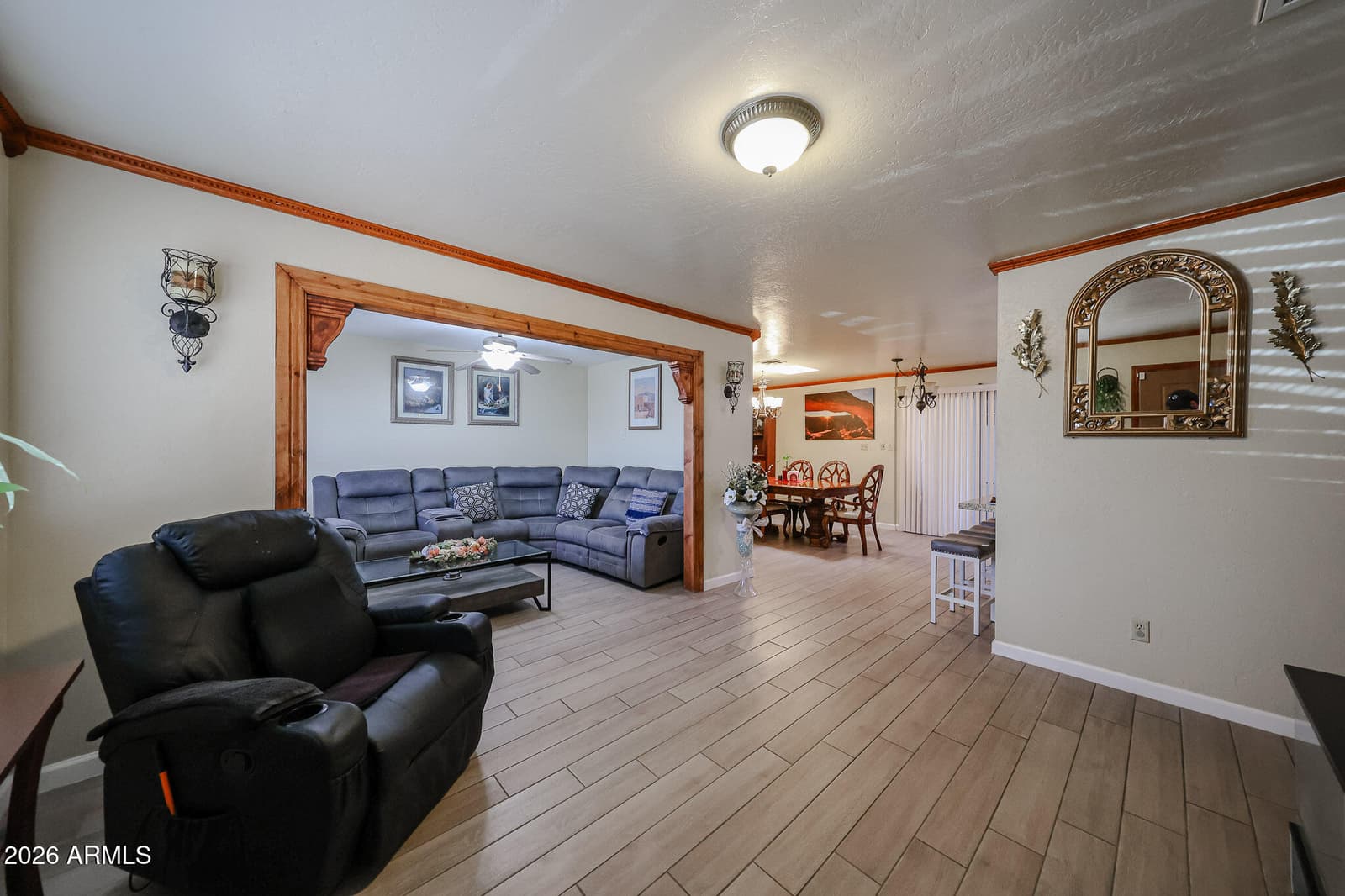 4332 W CLARENDON Avenue, Phoenix, AZ 85031 — photo 12 of 46