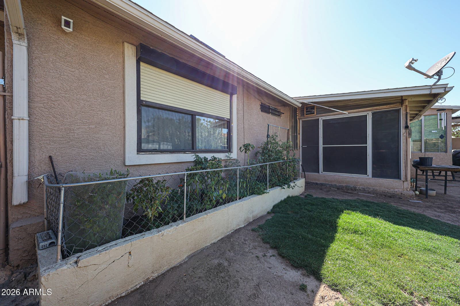 4332 W CLARENDON Avenue, Phoenix, AZ 85031 — photo 39 of 46
