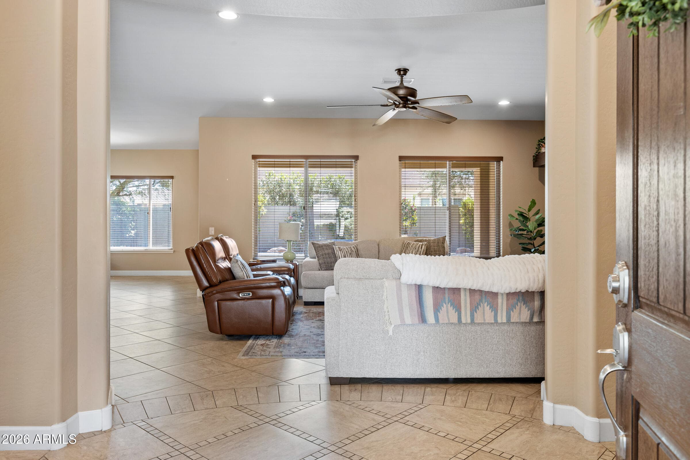 6692 S LYON Drive, Gilbert, AZ 85298 — photo 9 of 36