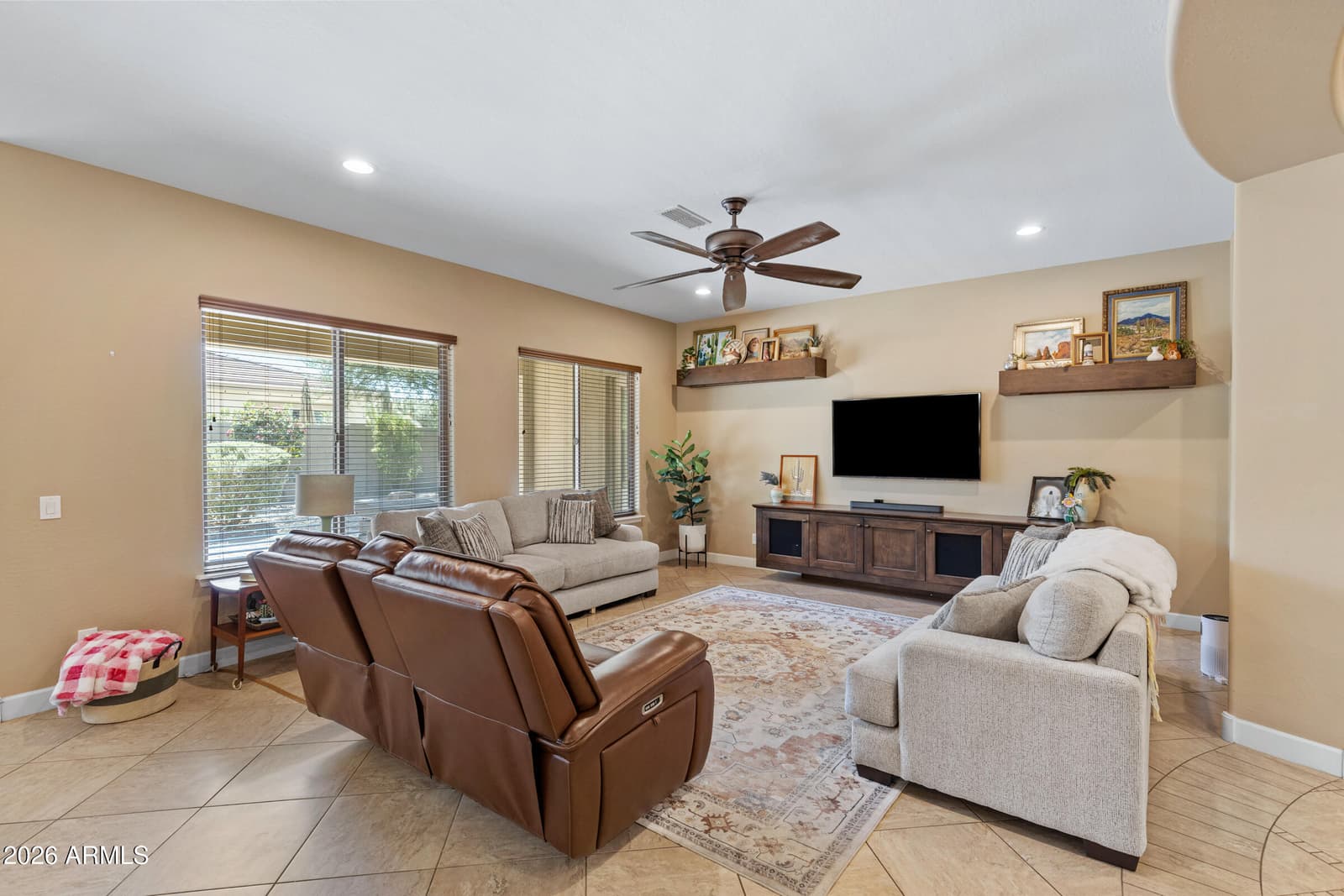 6692 S LYON Drive, Gilbert, AZ 85298 — photo 10 of 41