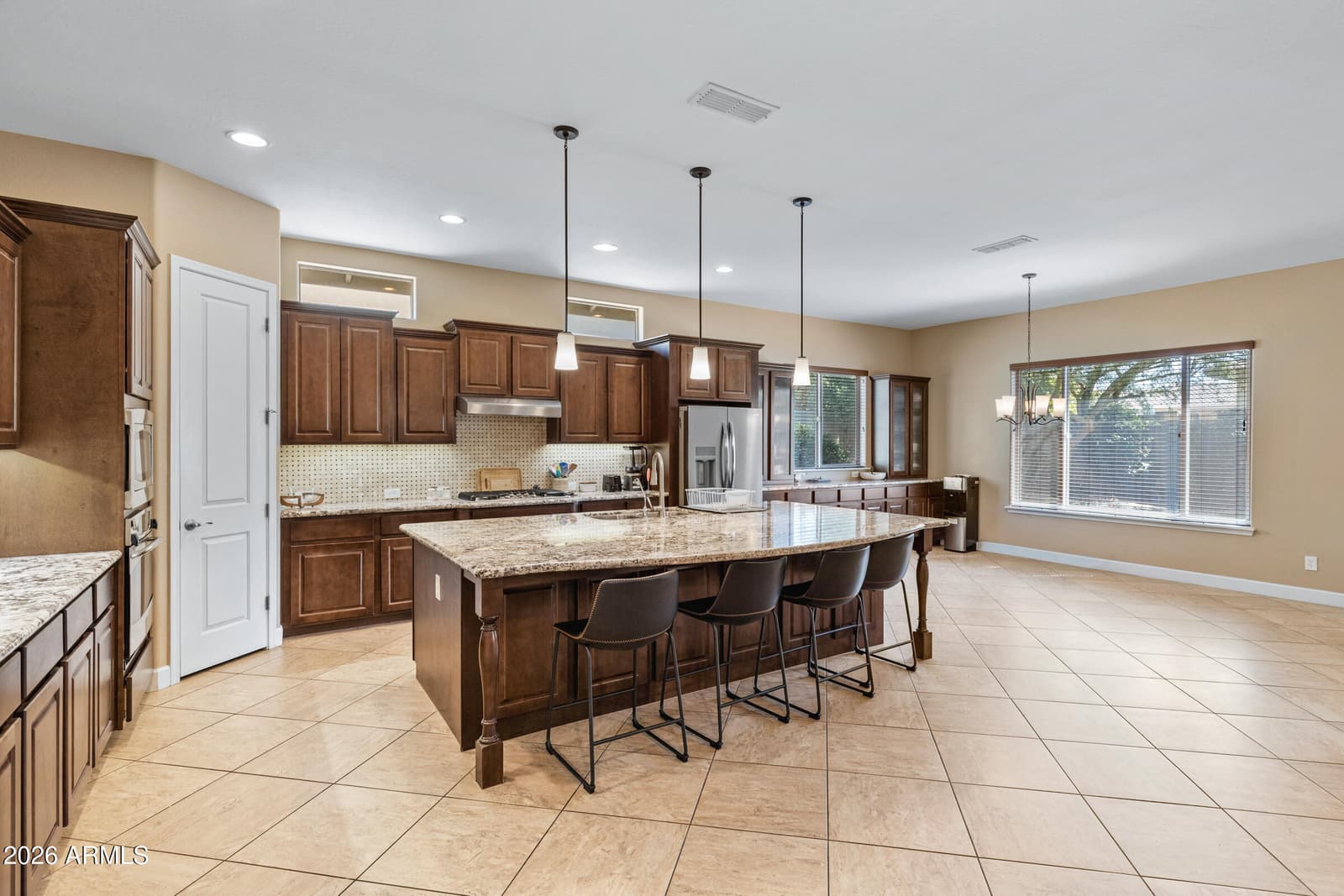 6692 S LYON Drive, Gilbert, AZ 85298 — photo 14 of 41
