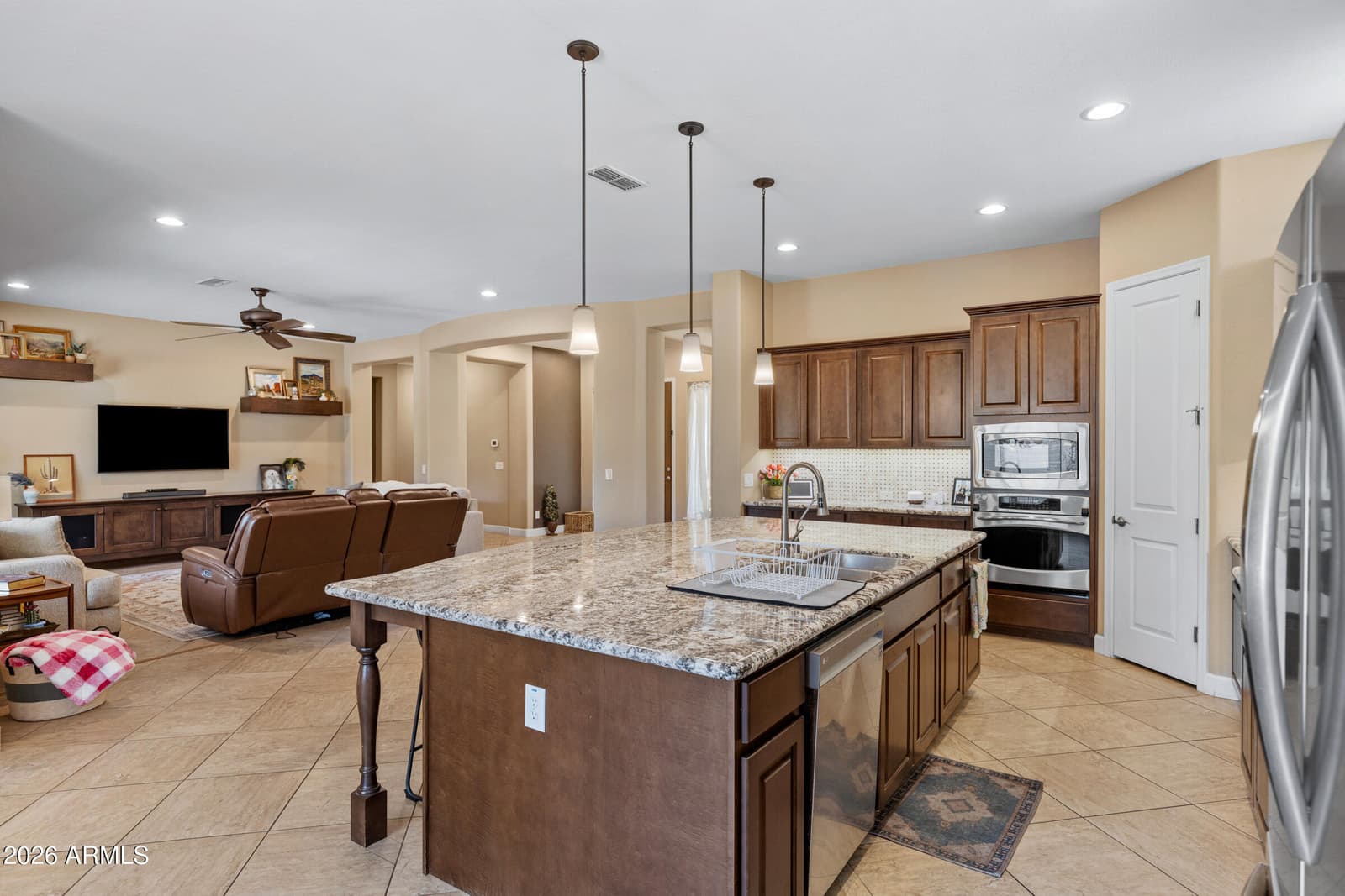 6692 S LYON Drive, Gilbert, AZ 85298 — photo 16 of 41