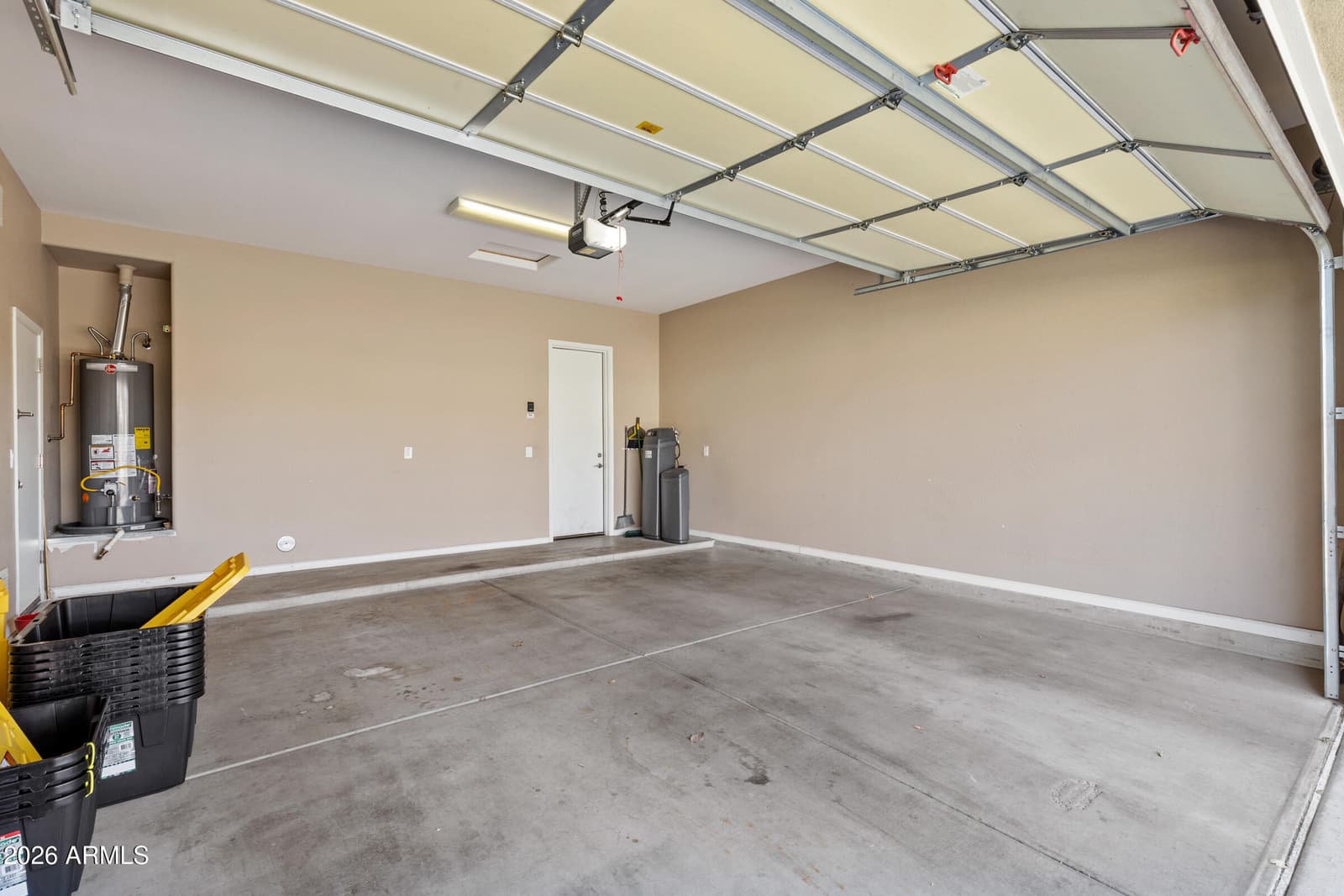 6692 S LYON Drive, Gilbert, AZ 85298 — photo 33 of 41
