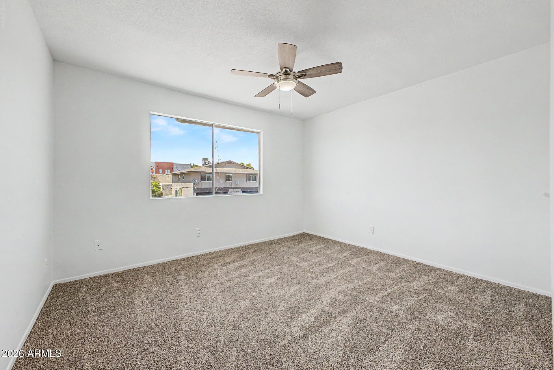 4749 E MORELAND Street, Phoenix, AZ 85008 — photo 11 of 24