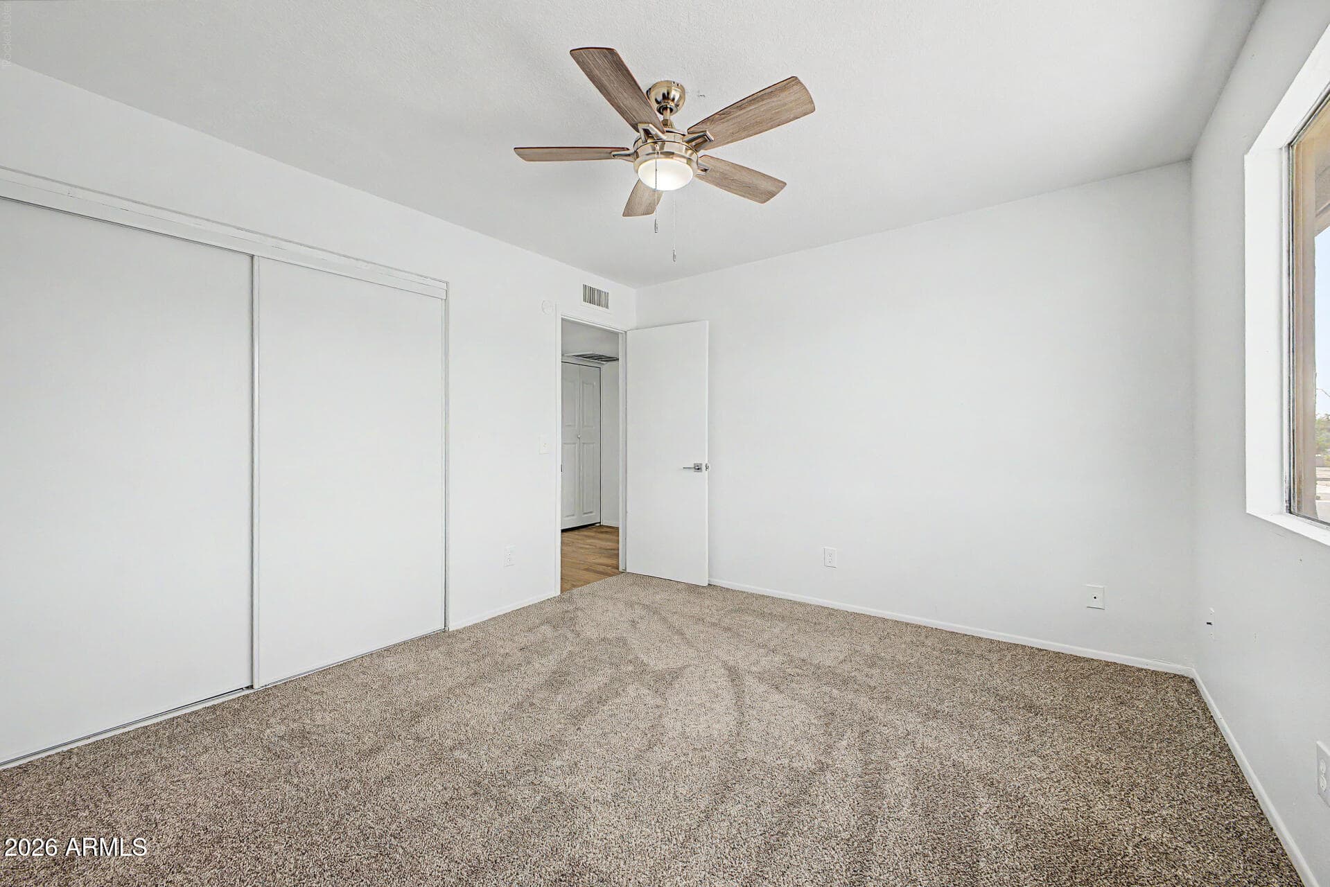 4749 E MORELAND Street, Phoenix, AZ 85008 — photo 12 of 24
